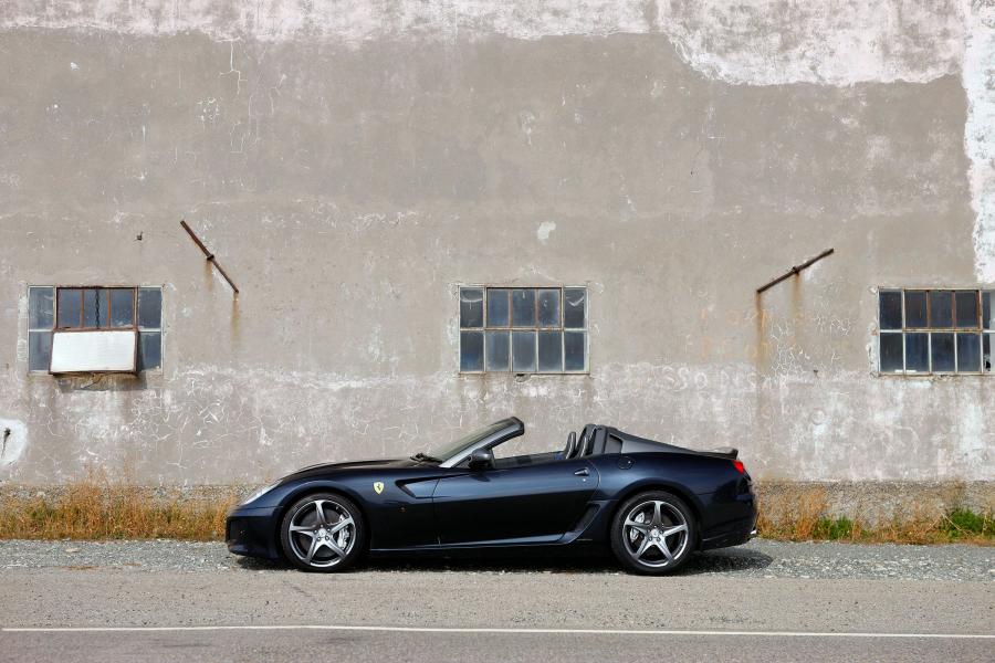  Ferrari 599 SA Aperta 2010 года  (UK) (фото 10 из 11)